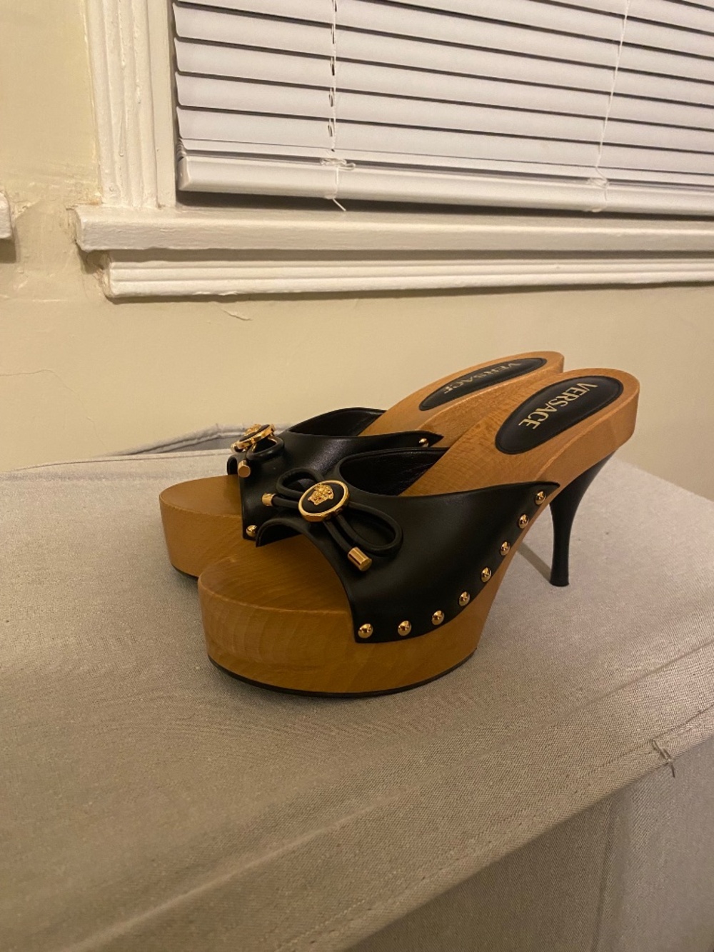 Versace Opera Bow Clogs - Picture 3 of 9